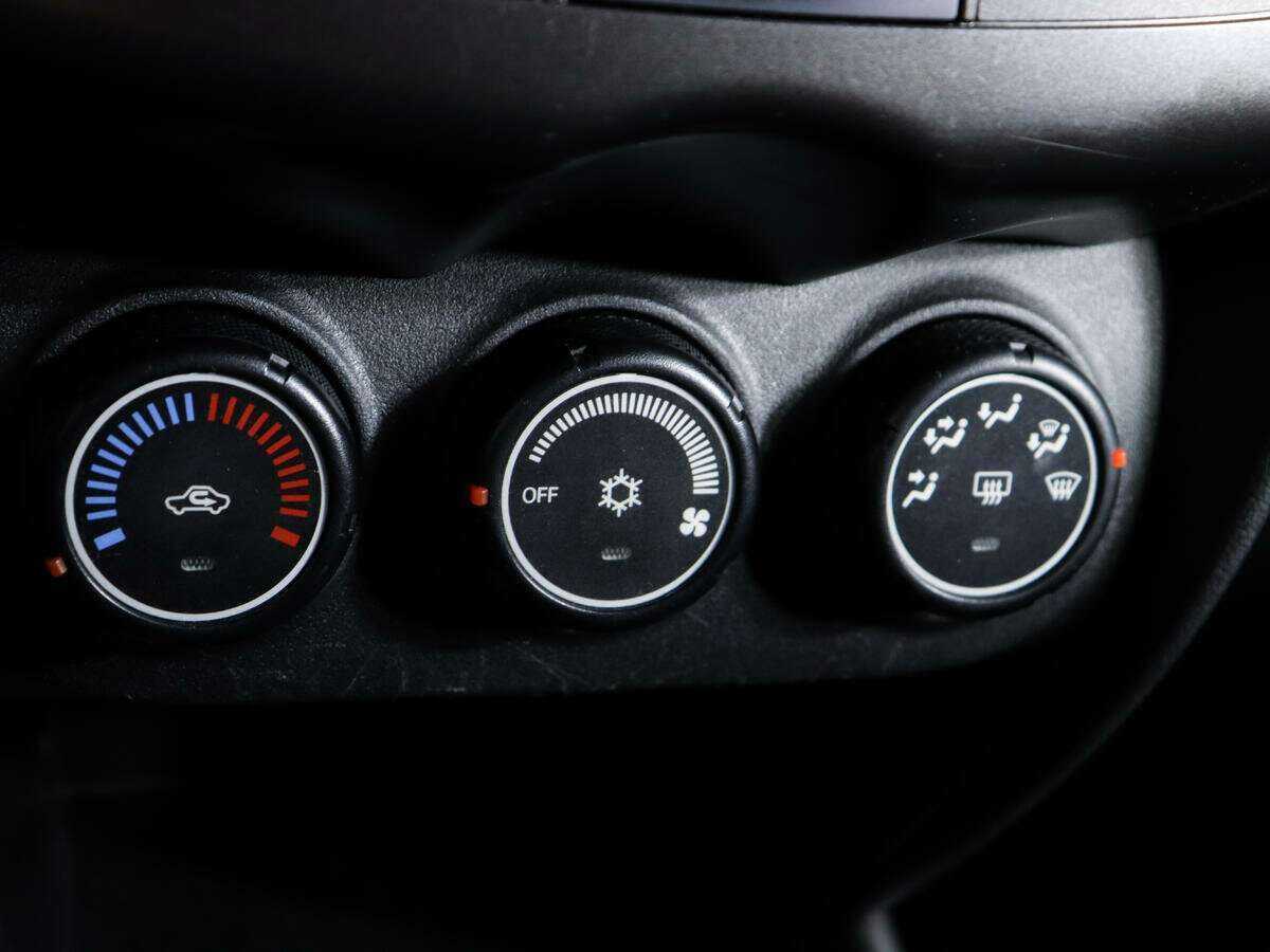 Купить Mitsubishi ASX с пробегом. Фото: #16