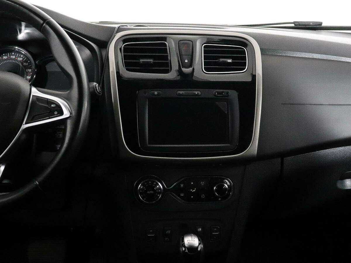 Купить Renault Sandero с пробегом. Фото: #10