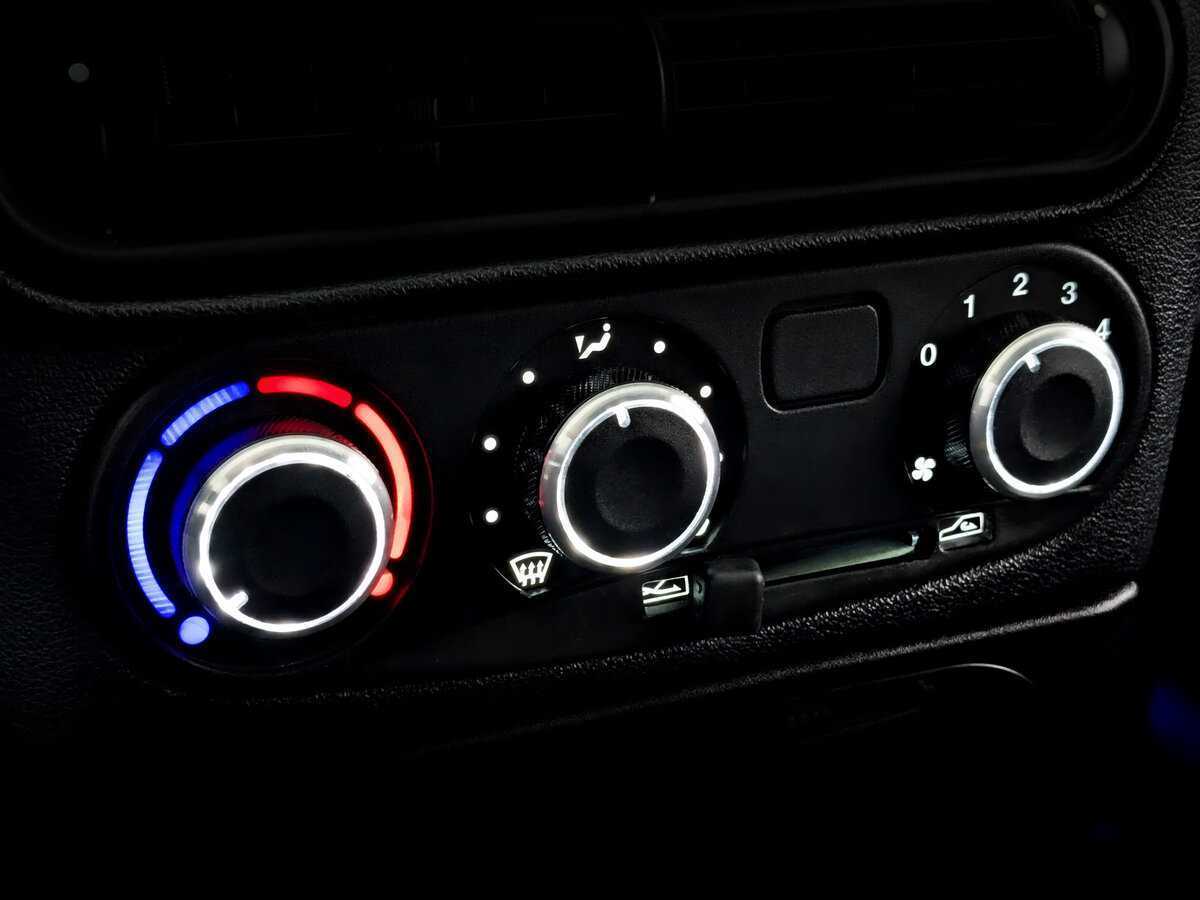 Купить Lada (ВАЗ) Niva с пробегом. Фото: #24