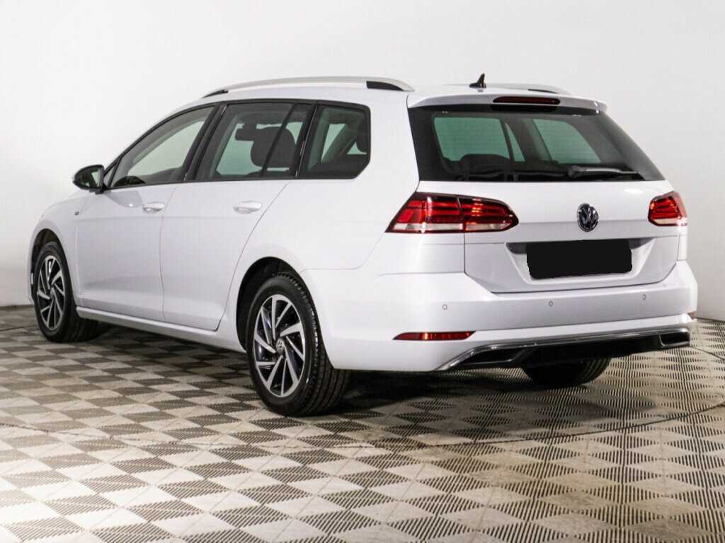 Купить Volkswagen Golf с пробегом. Фото: #6