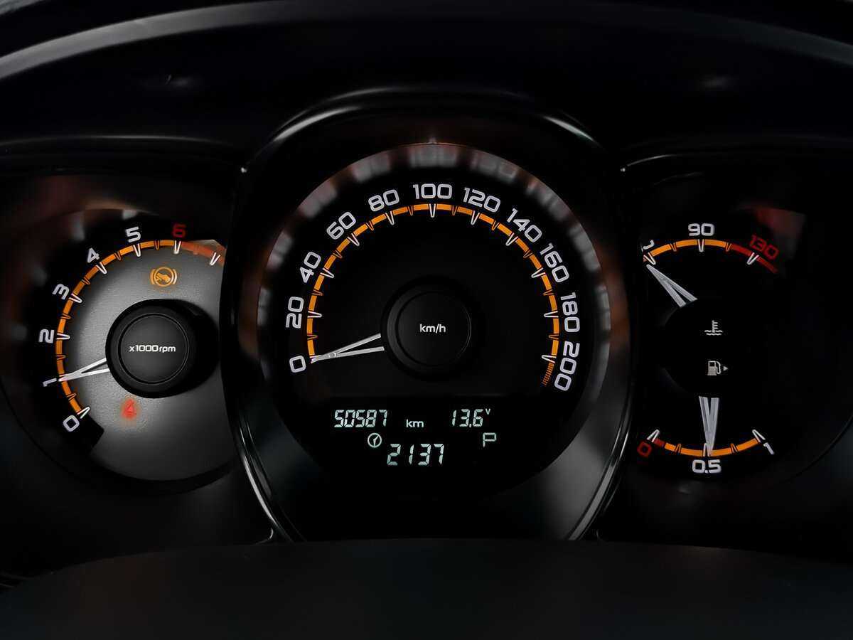 Купить Lada (ВАЗ) Vesta с пробегом. Фото: #11