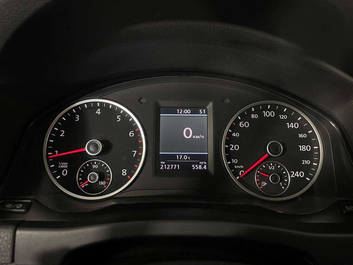 Купить Volkswagen Tiguan с пробегом. Фото: #12