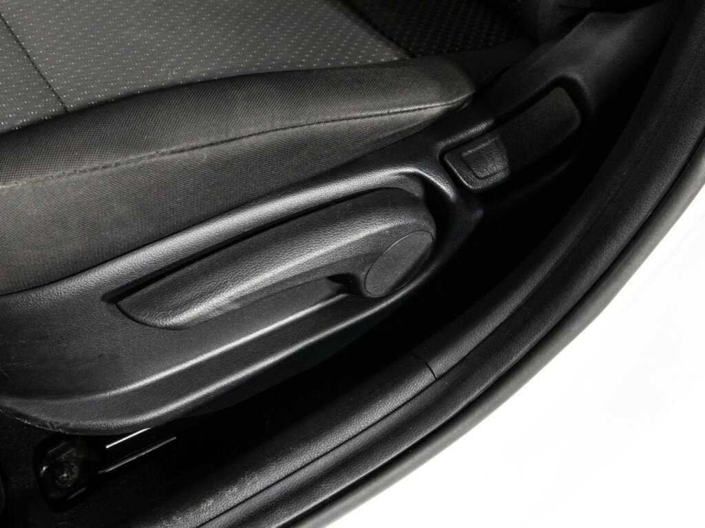 Купить Kia Rio с пробегом. Фото: #18