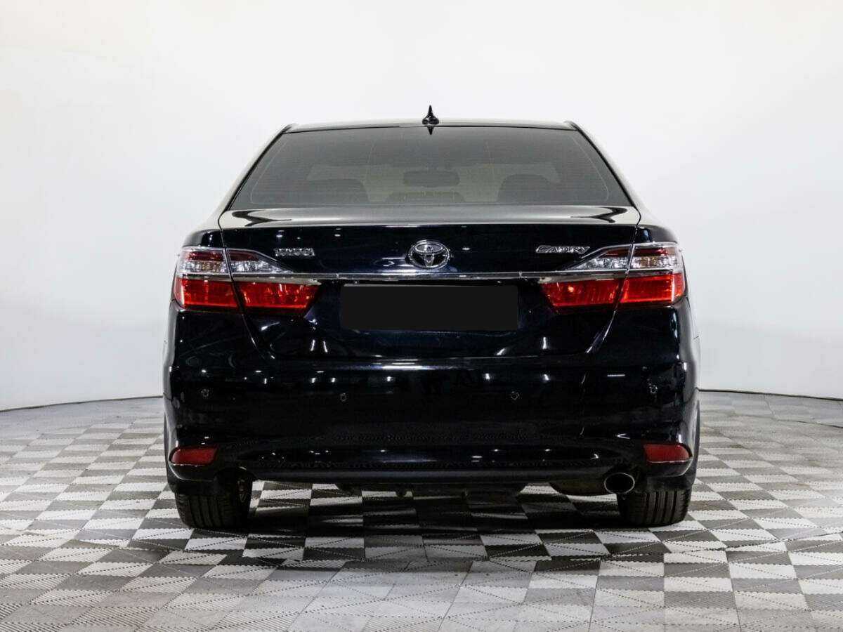 Купить Toyota Camry с пробегом. Фото: #4