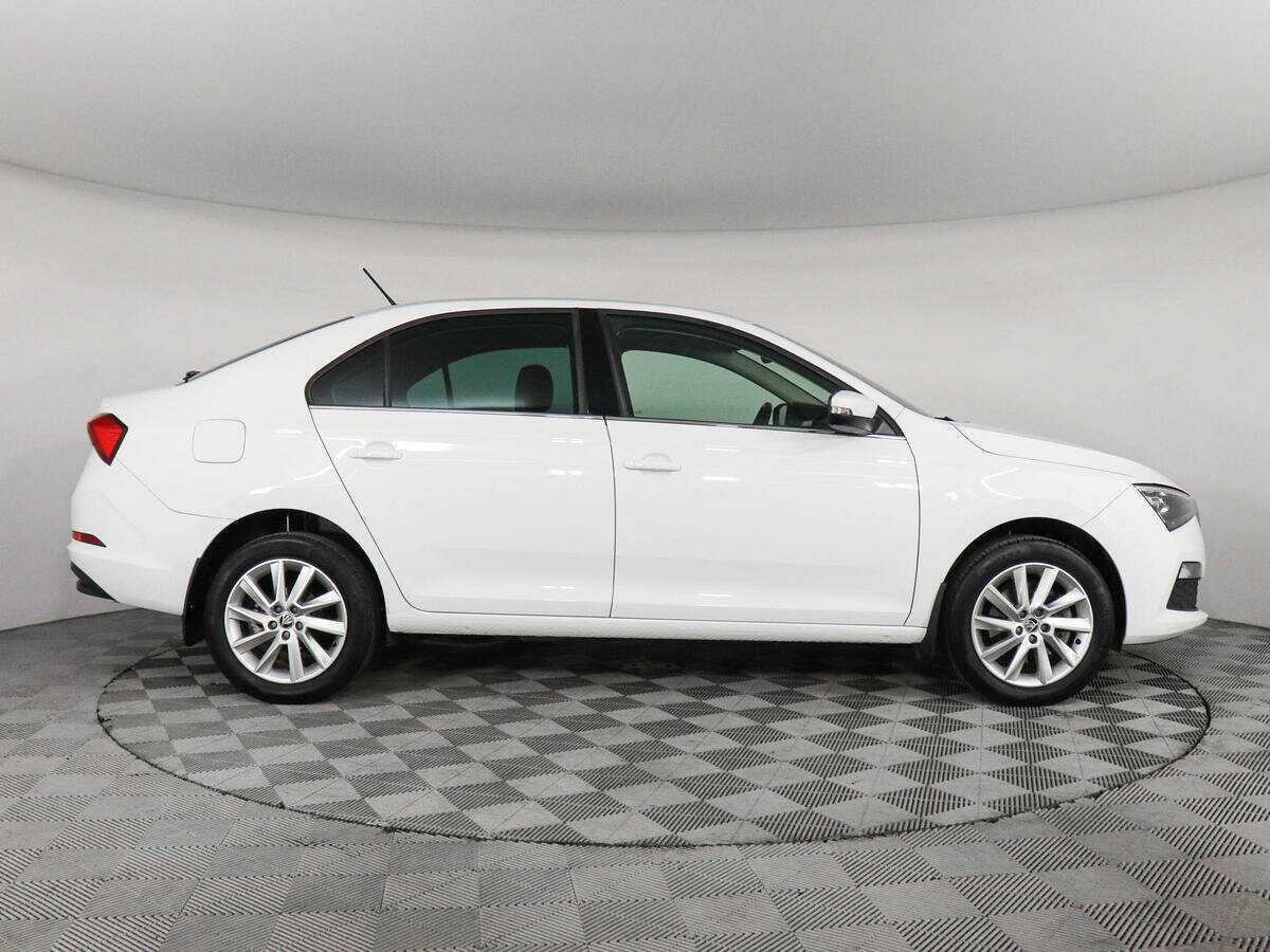 Купить Skoda Rapid с пробегом. Фото: #3