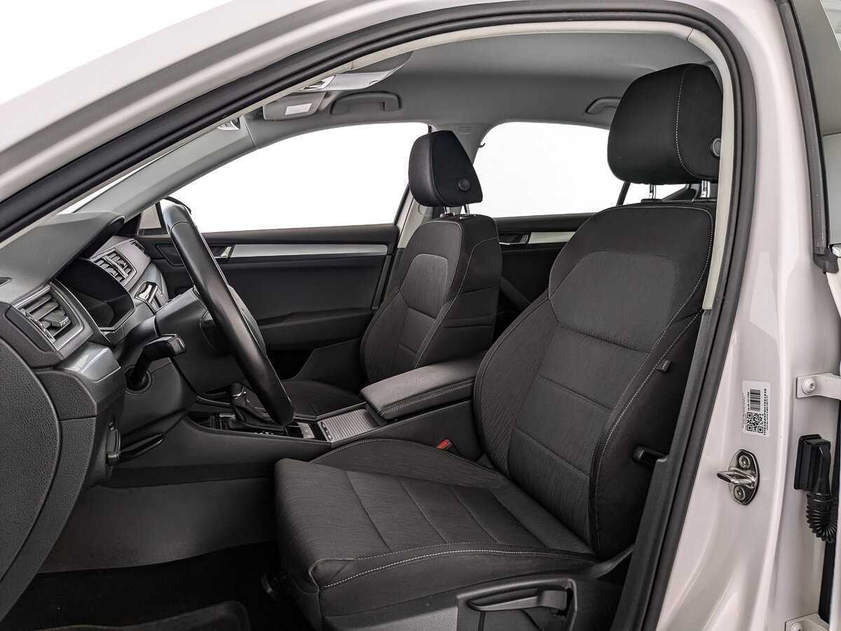 Купить Skoda Superb с пробегом. Фото: #19