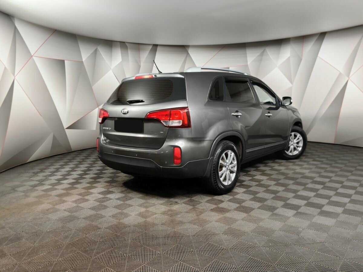 Купить Kia Sorento с пробегом. Фото: #1