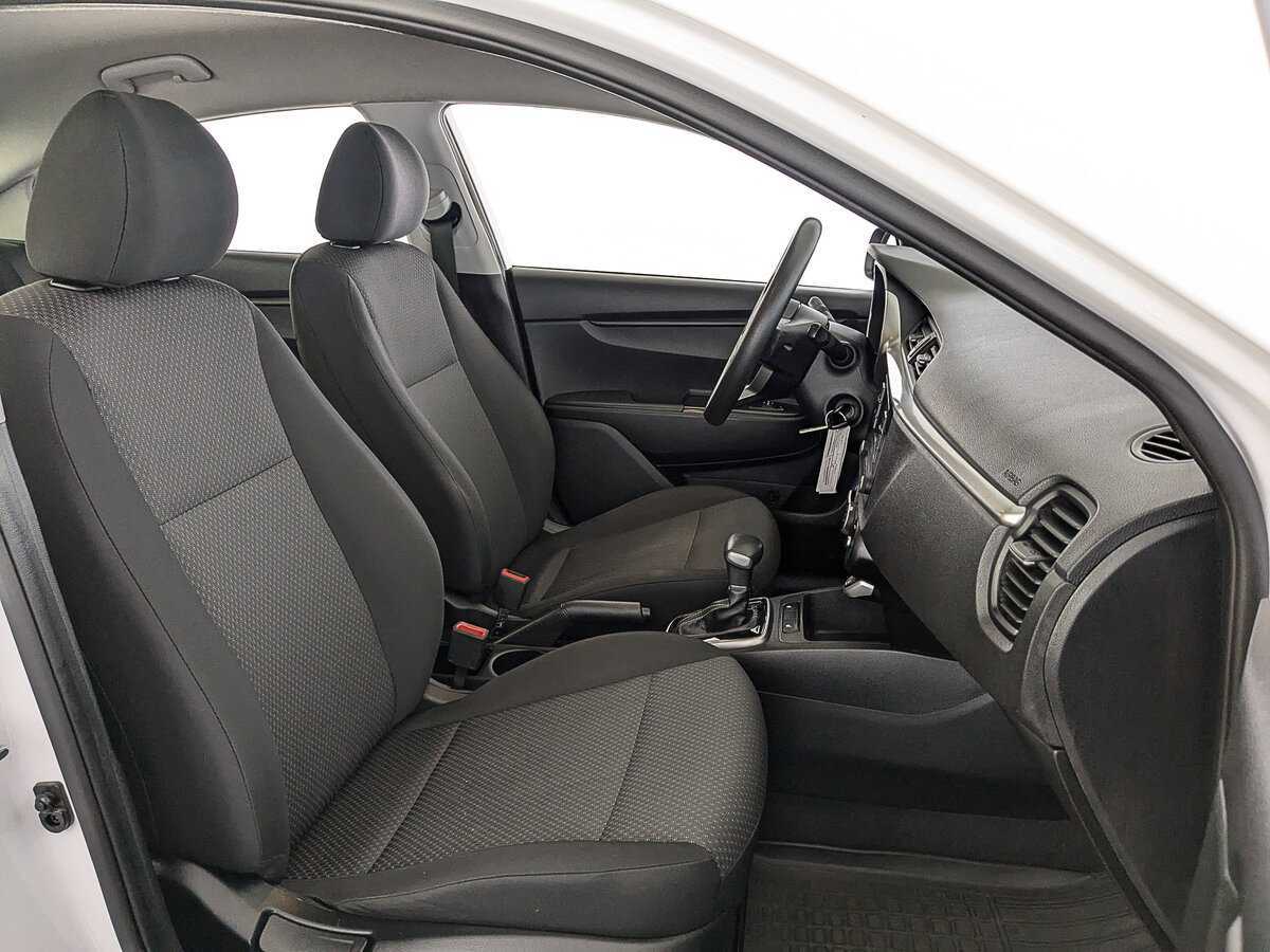 Купить Kia Rio с пробегом. Фото: #20