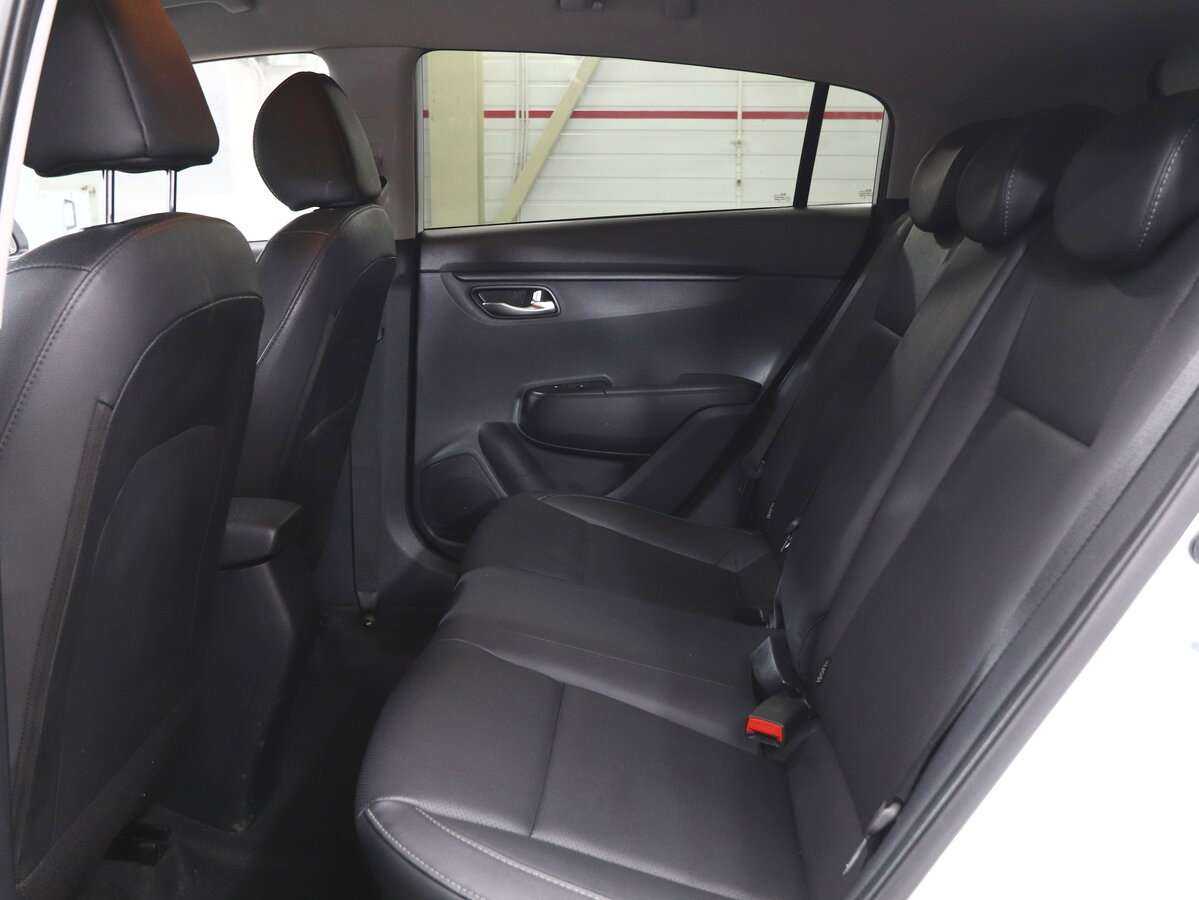 Купить Kia Rio с пробегом. Фото: #8