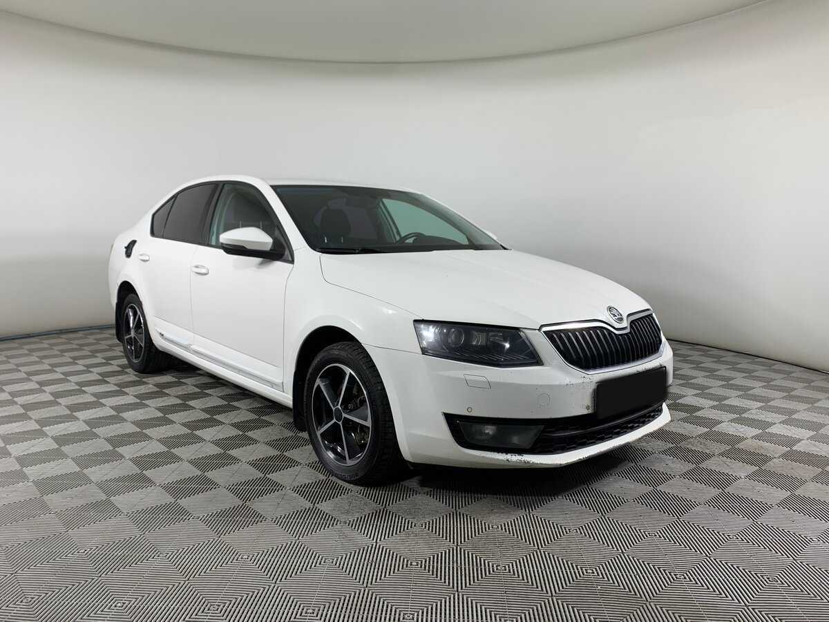 Купить Skoda Octavia с пробегом. Фото: #2