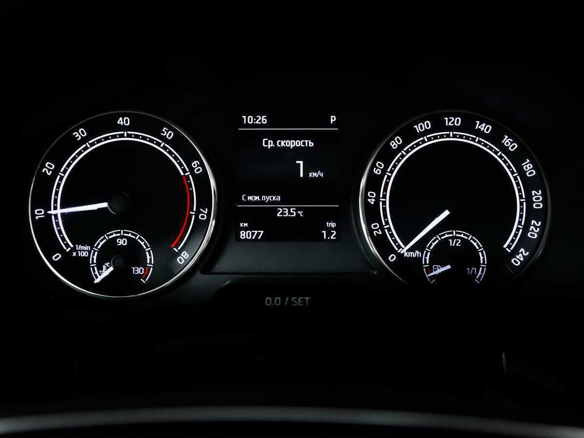 Купить Skoda Rapid с пробегом. Фото: #9