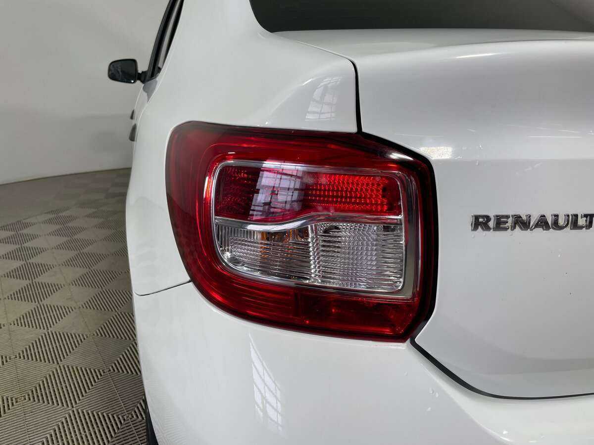 Купить Renault Logan с пробегом. Фото: #7