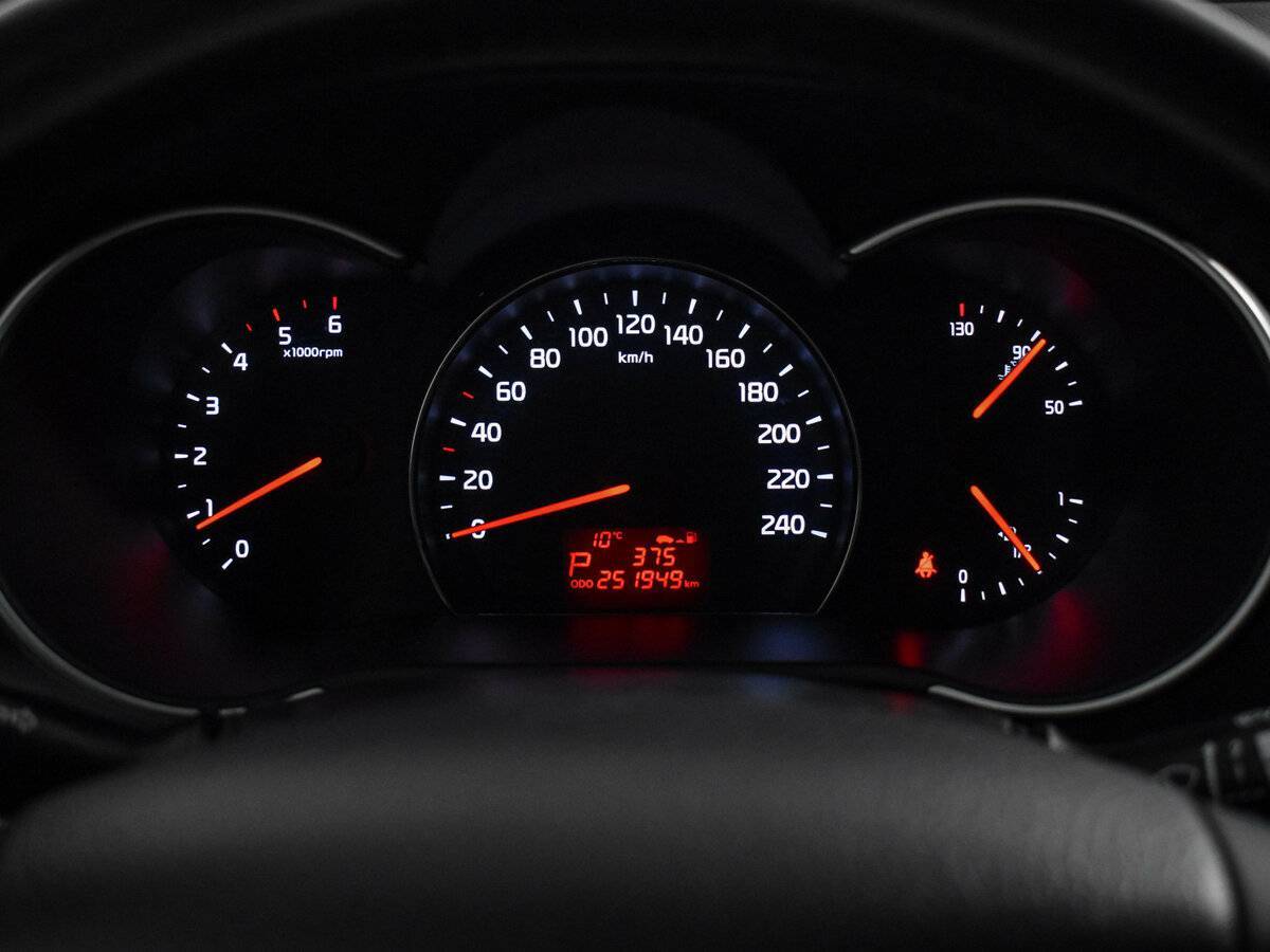 Купить Kia Sorento с пробегом. Фото: #14