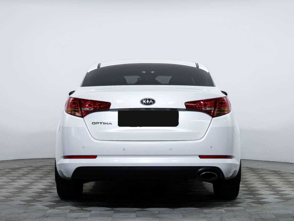 Купить Kia Optima с пробегом. Фото: #4