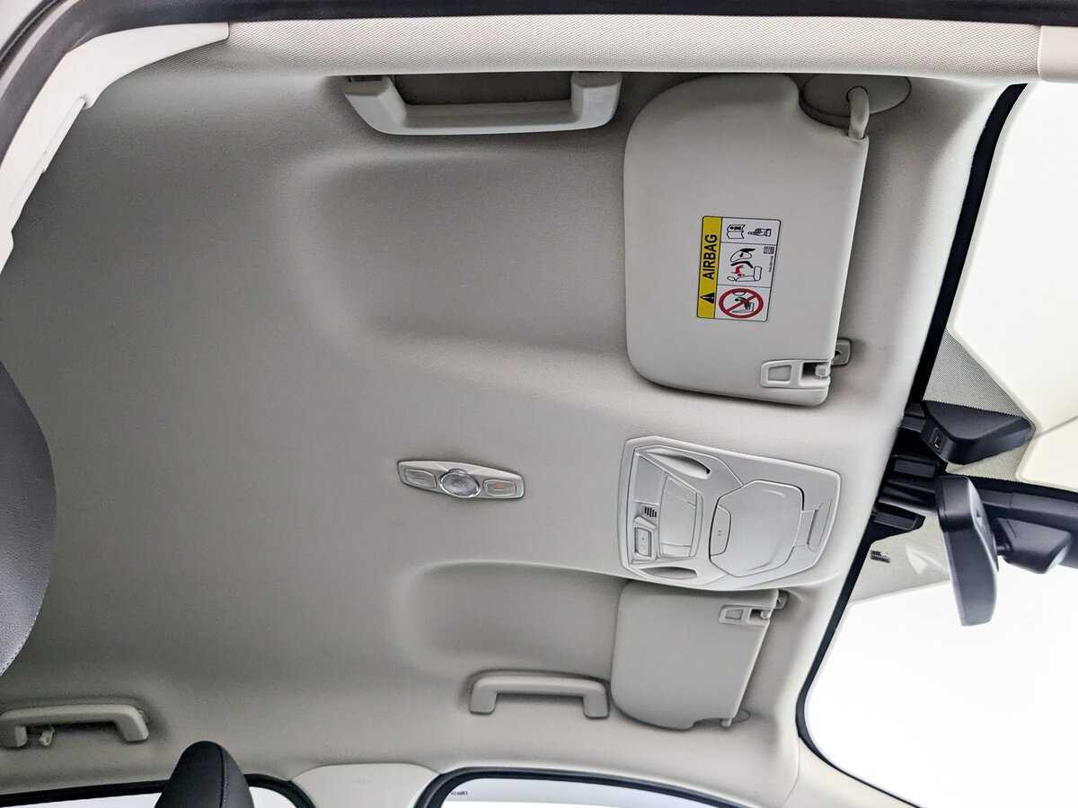 Купить Ford Kuga с пробегом. Фото: #21