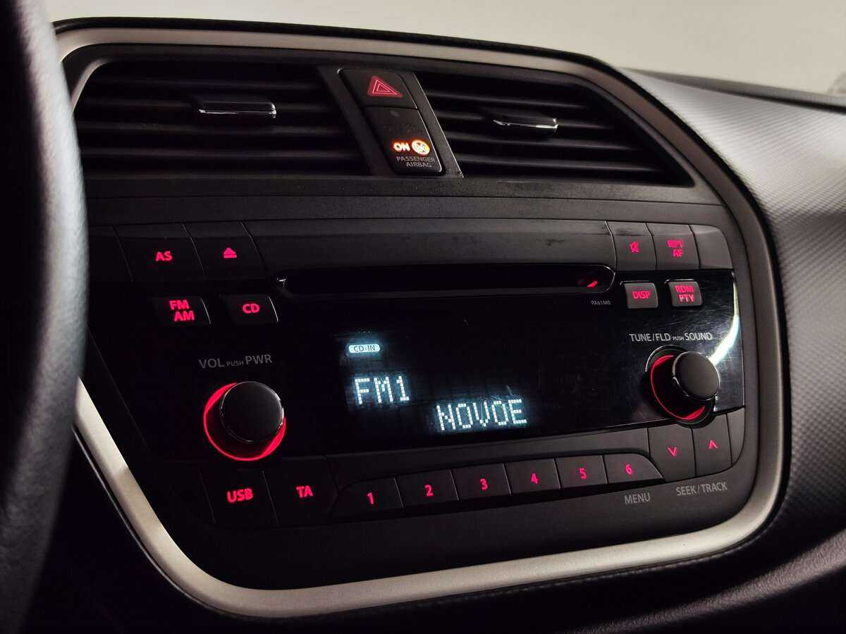 Купить Suzuki SX4 с пробегом. Фото: #15