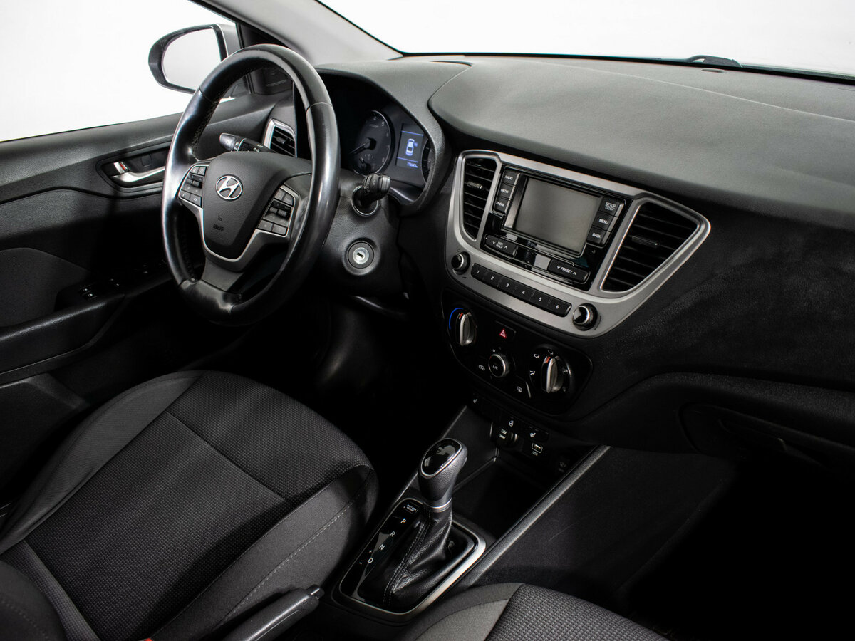 Купить Hyundai Solaris с пробегом. Фото: #7
