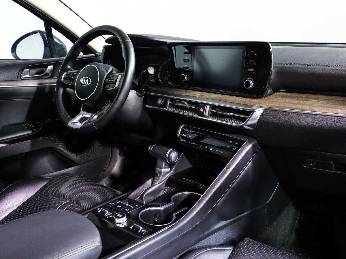 Купить Kia K5 с пробегом. Фото: #6