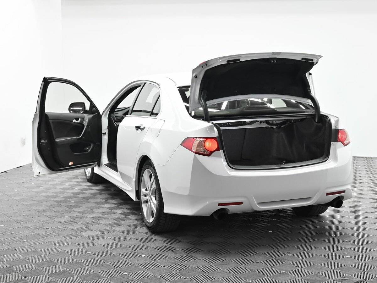 Купить Honda Accord с пробегом. Фото: #4