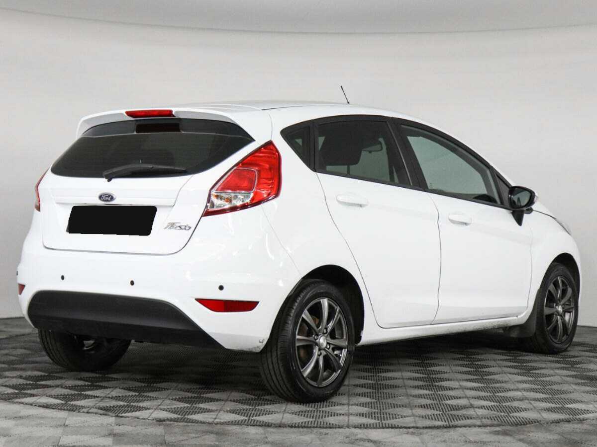Купить Ford Fiesta с пробегом. Фото: #3