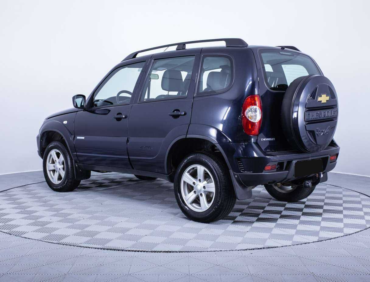 Купить Chevrolet Niva с пробегом. Фото: #4