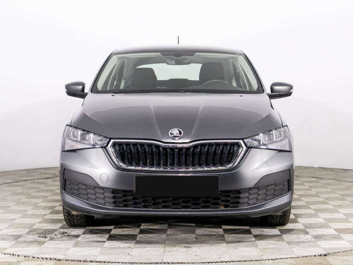 Купить Skoda Rapid с пробегом. Фото: #1
