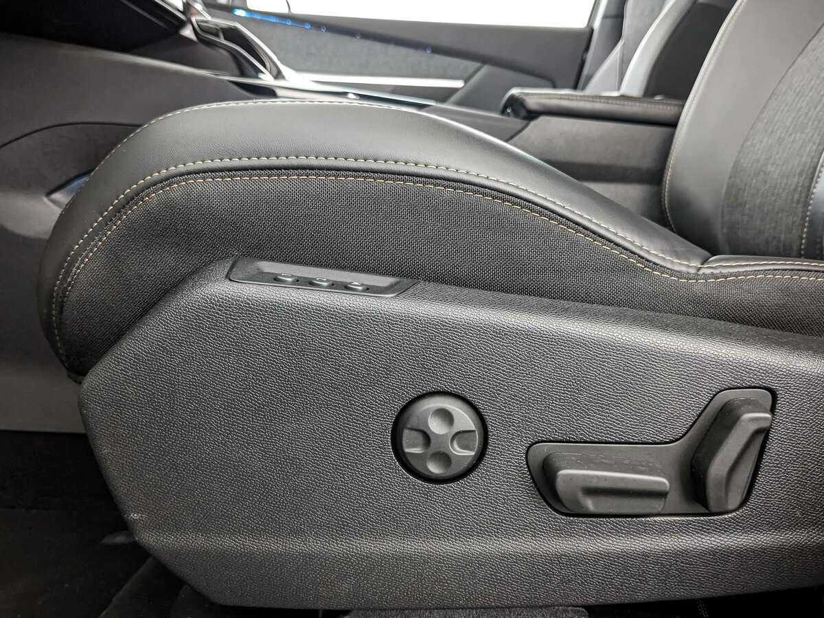 Купить Peugeot 3008 с пробегом. Фото: #19