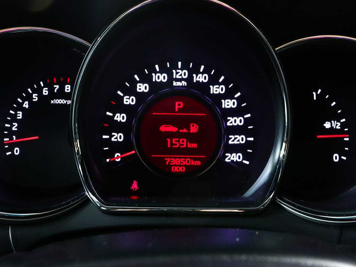 Купить Kia Ceed с пробегом. Фото: #8