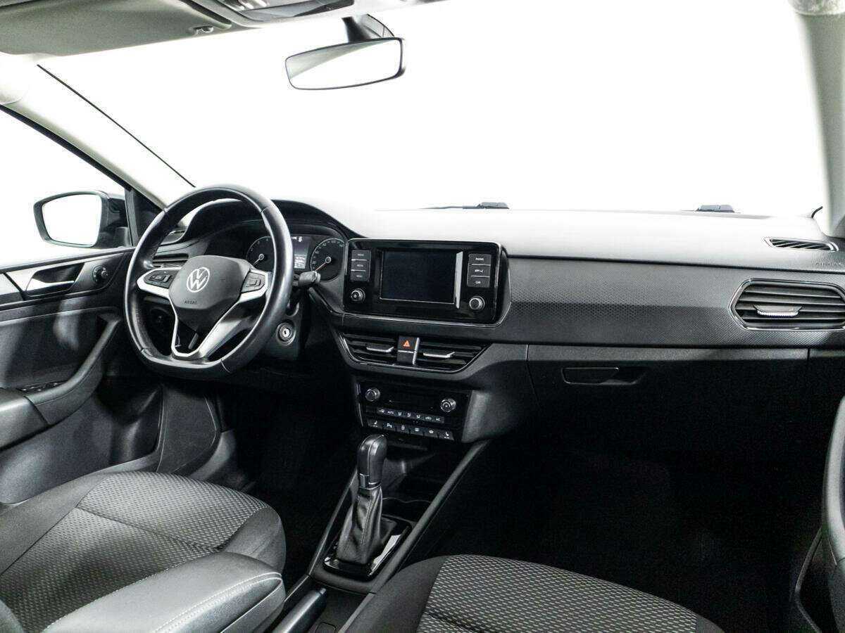 Купить Volkswagen Polo с пробегом. Фото: #8