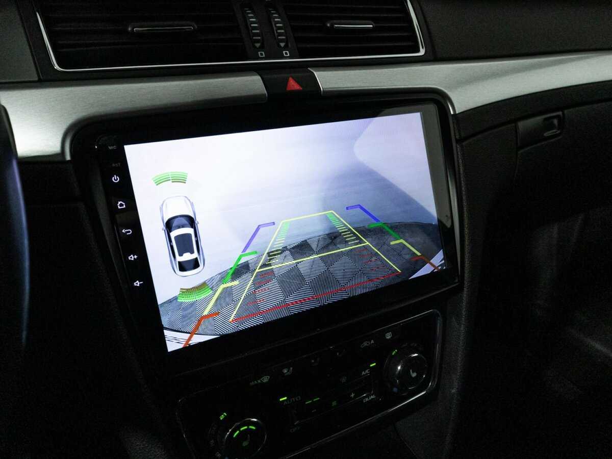 Купить Skoda Superb с пробегом. Фото: #16