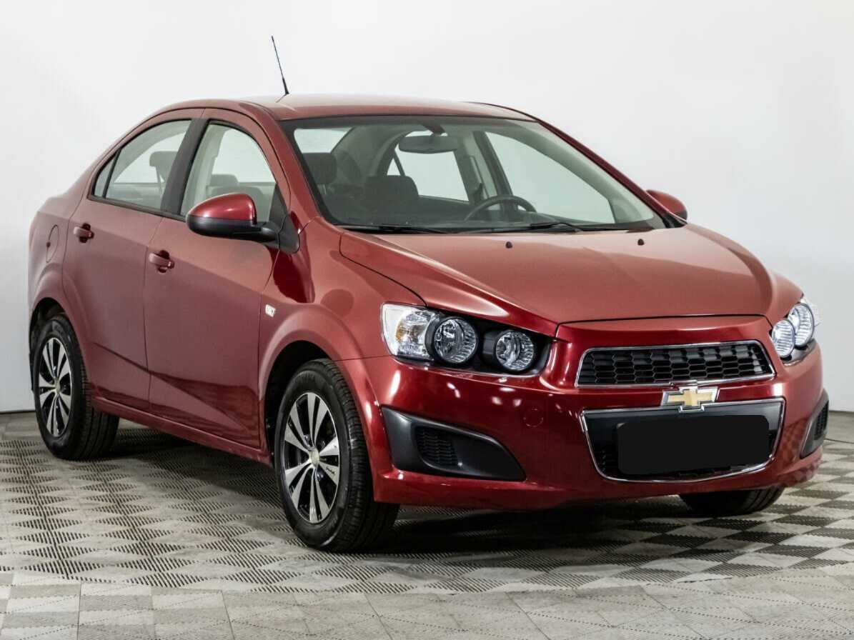 Купить Chevrolet Aveo с пробегом. Фото: #2