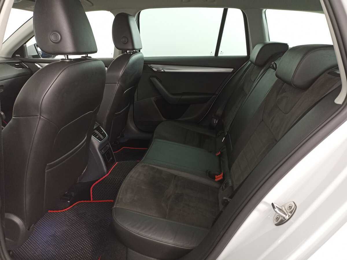 Купить Skoda Octavia с пробегом. Фото: #11