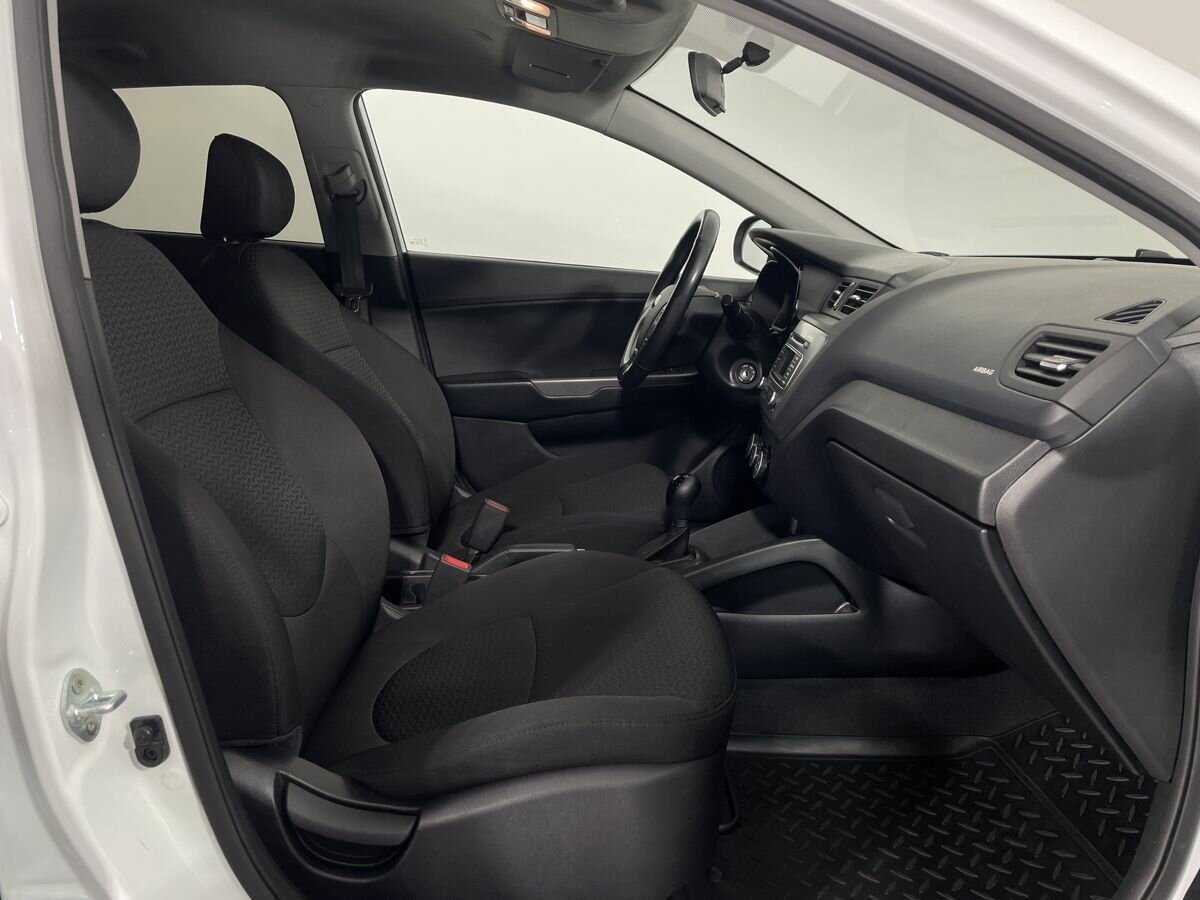 Купить Kia Rio с пробегом. Фото: #13