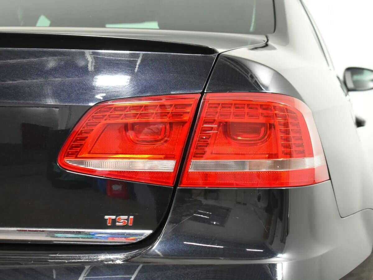 Купить Volkswagen Passat с пробегом. Фото: #5