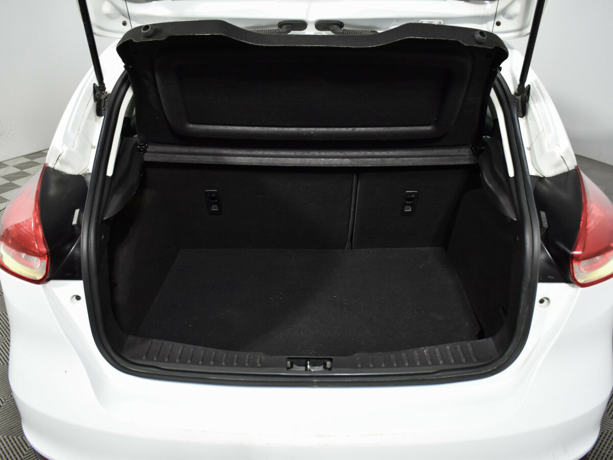 Купить Ford Focus с пробегом. Фото: #15