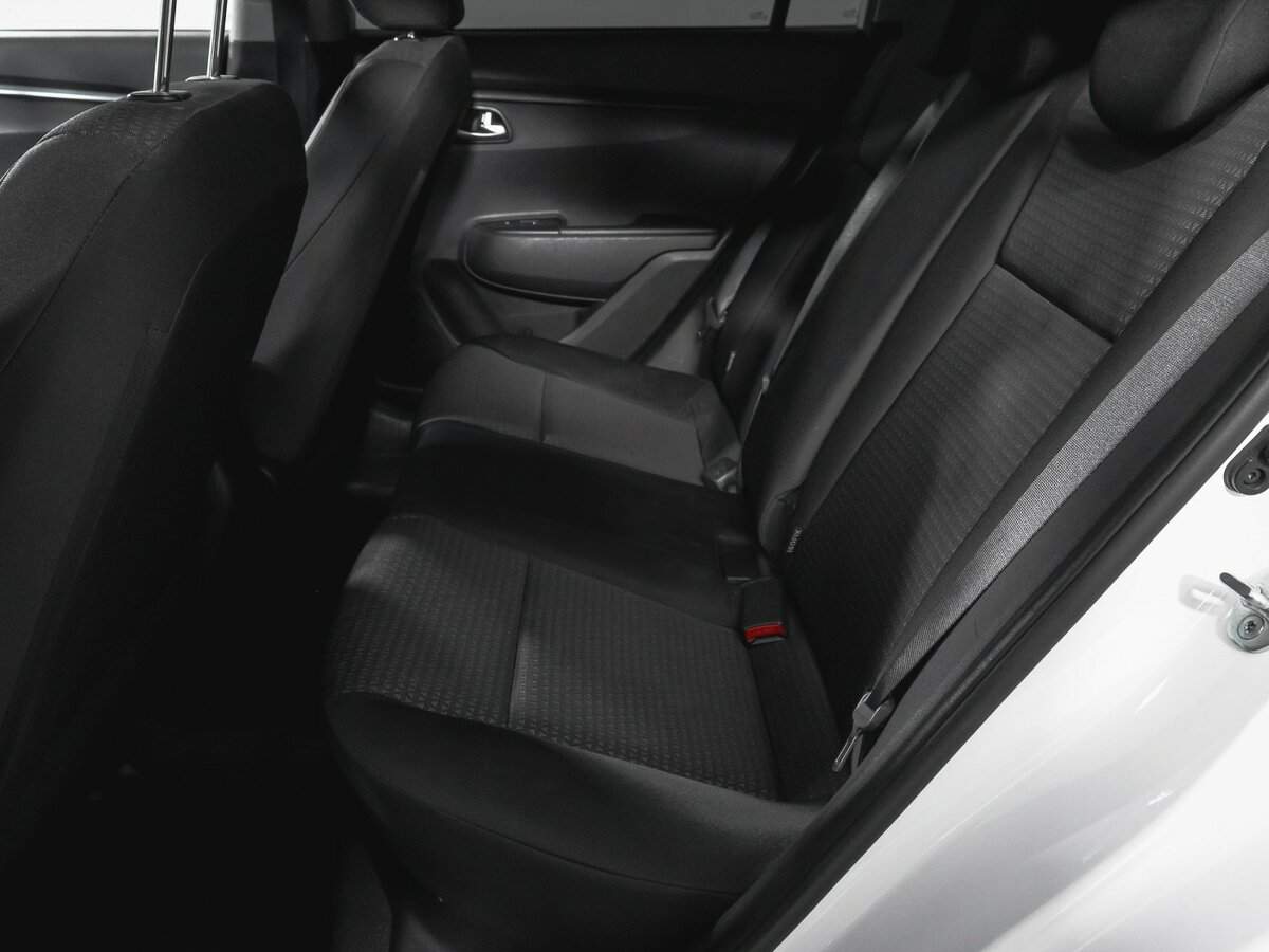 Купить Kia Rio с пробегом. Фото: #9