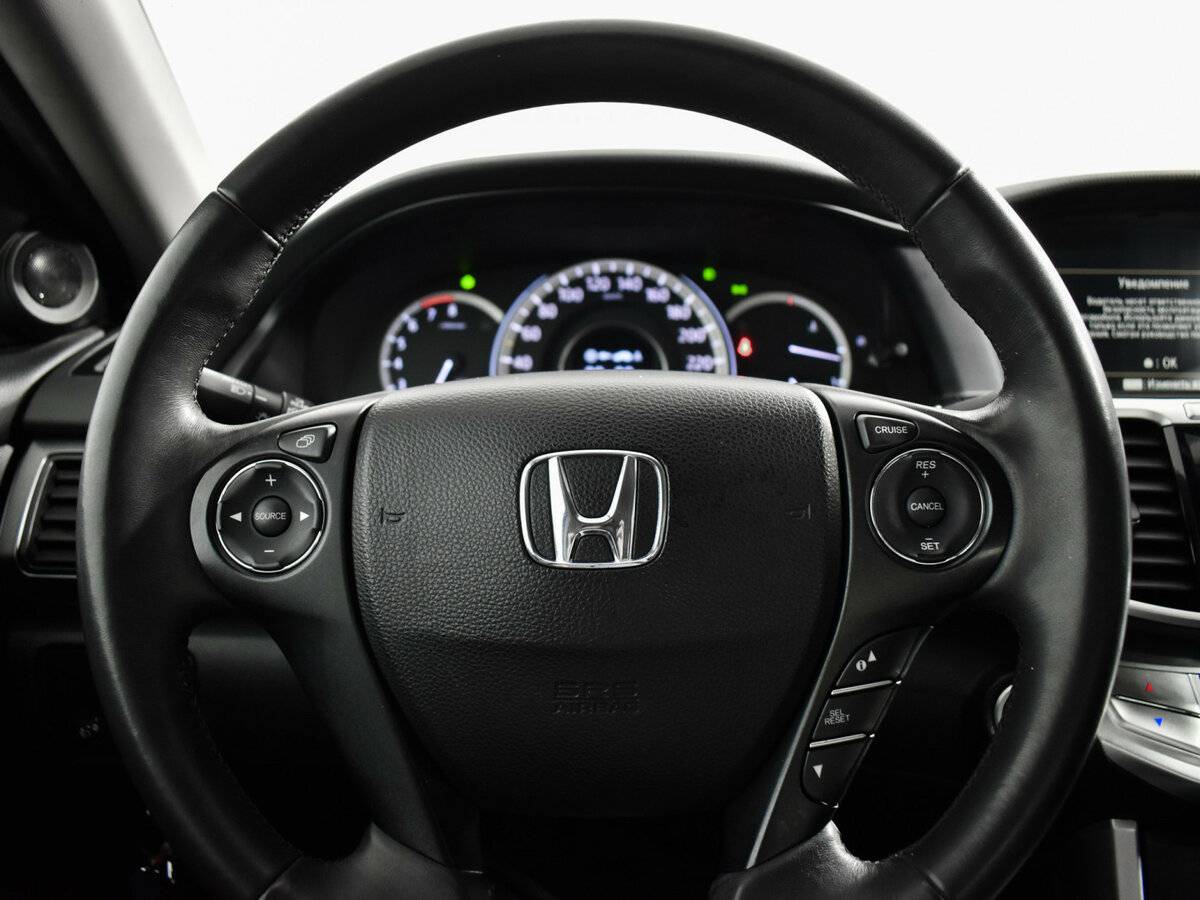 Купить Honda Accord с пробегом. Фото: #12
