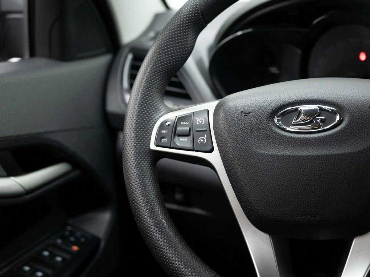 Купить Lada (ВАЗ) Vesta с пробегом. Фото: #14