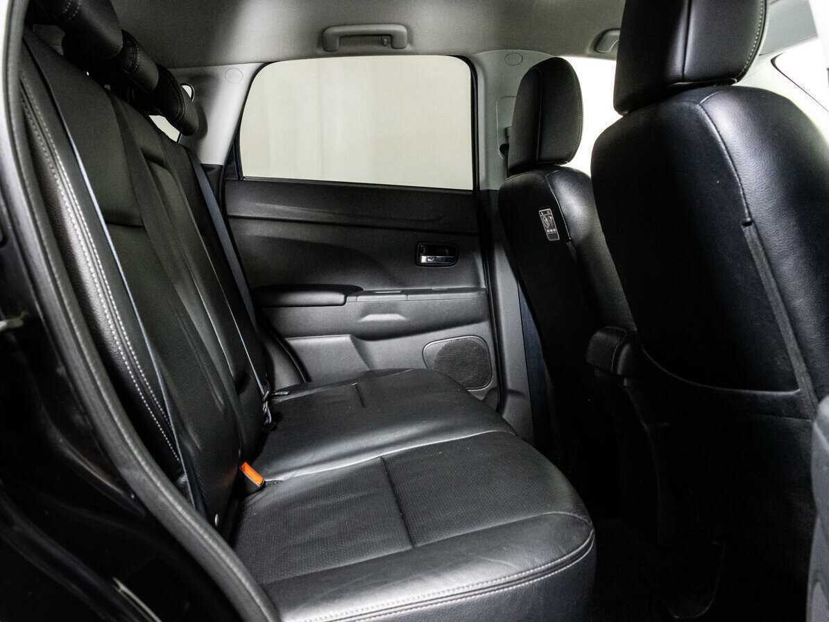 Купить Mitsubishi ASX с пробегом. Фото: #14