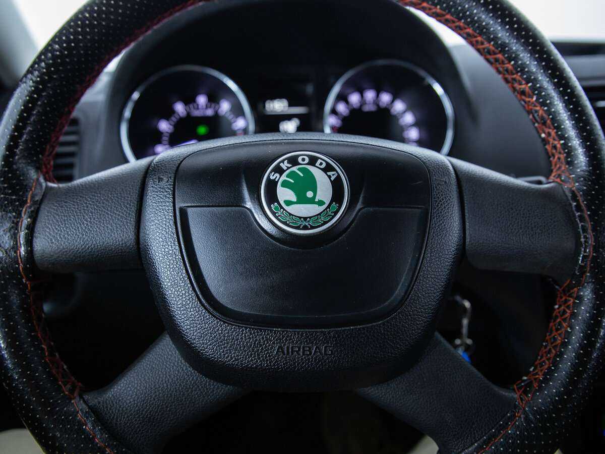 Купить Skoda Yeti с пробегом. Фото: #11