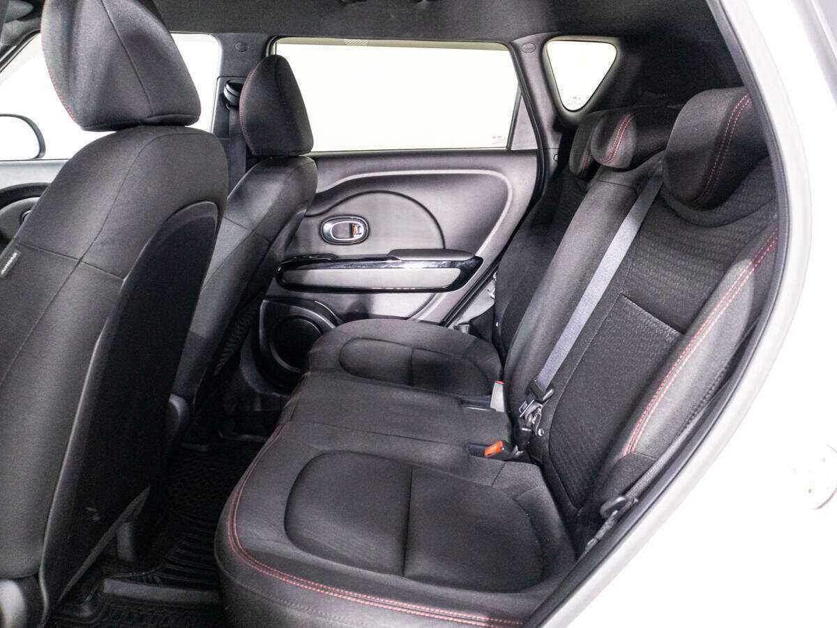 Купить Kia Soul с пробегом. Фото: #10