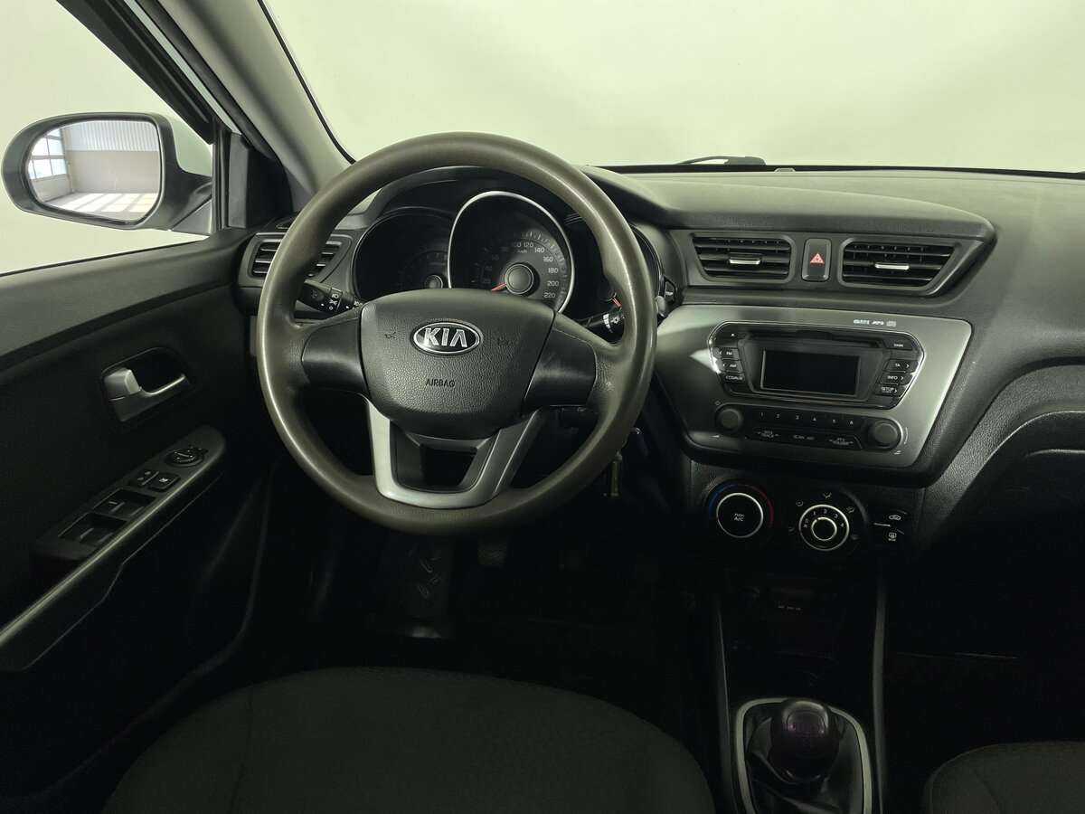 Купить Kia Rio с пробегом. Фото: #8