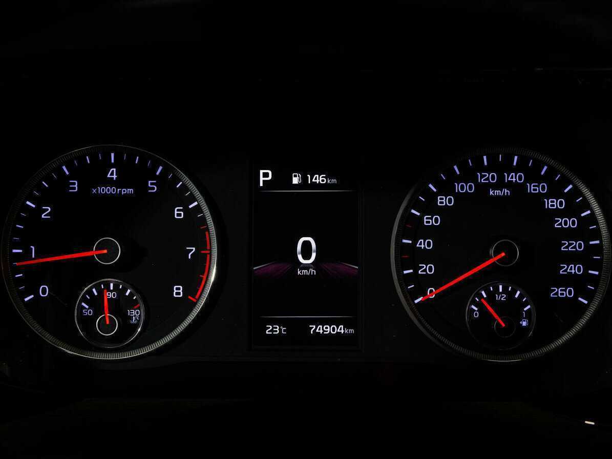 Купить Kia K5 с пробегом. Фото: #20