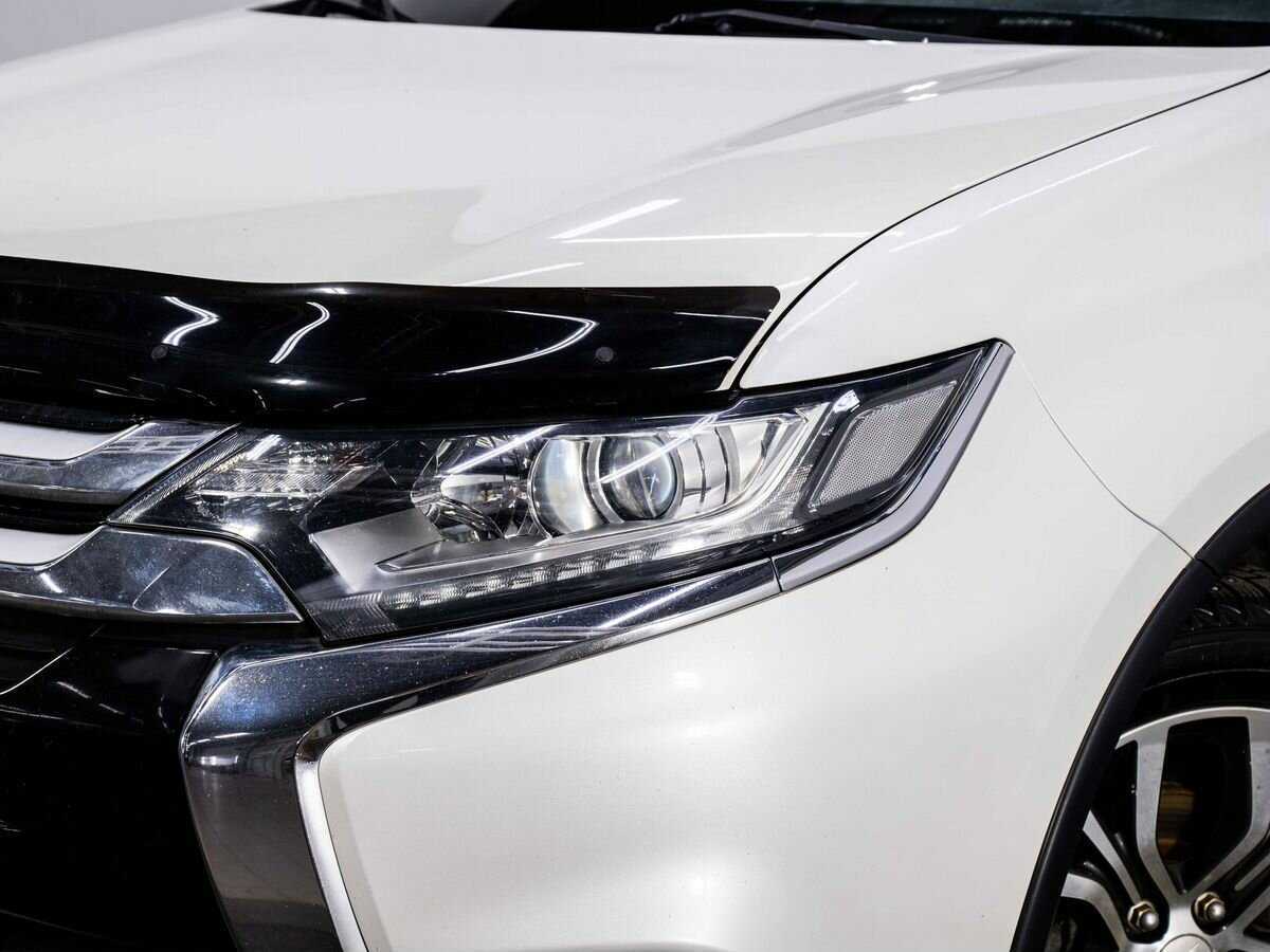 Купить Mitsubishi Outlander с пробегом. Фото: #6