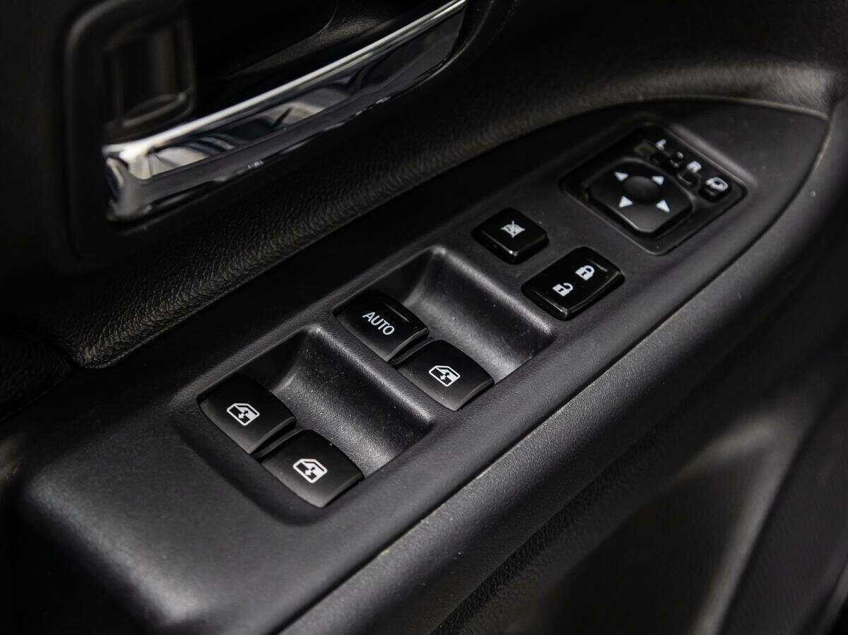 Купить Mitsubishi Outlander с пробегом. Фото: #18