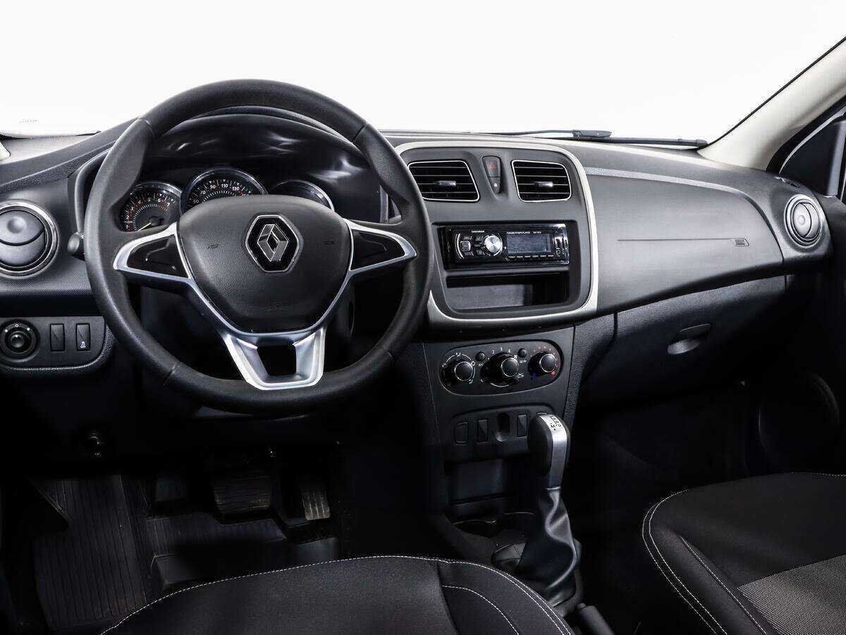 Купить Renault Logan с пробегом. Фото: #8