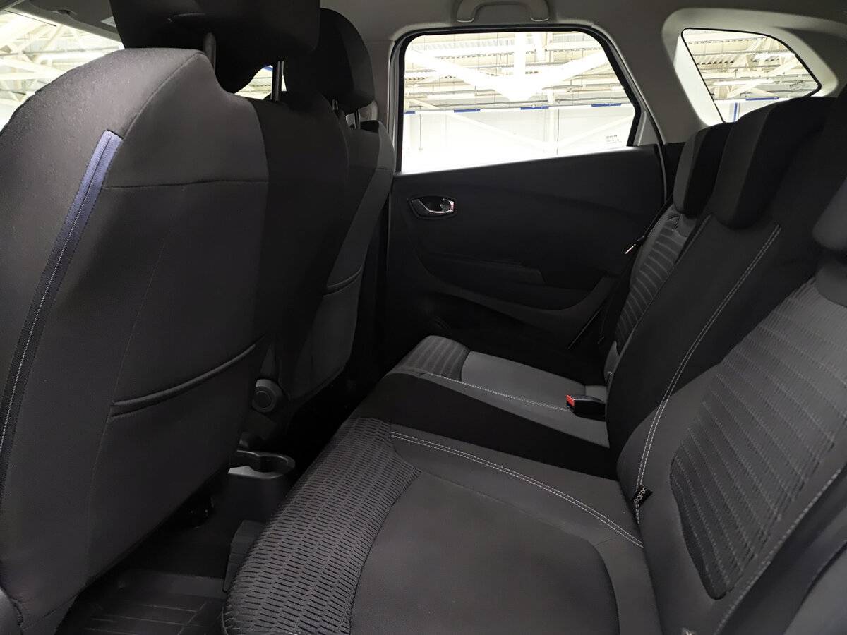 Купить Renault Kaptur с пробегом. Фото: #10