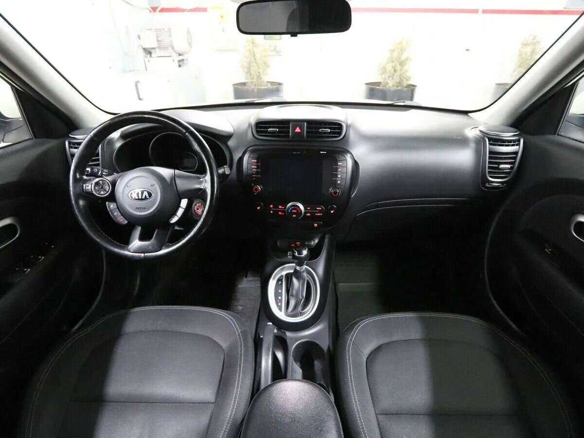 Купить Kia Soul с пробегом. Фото: #9