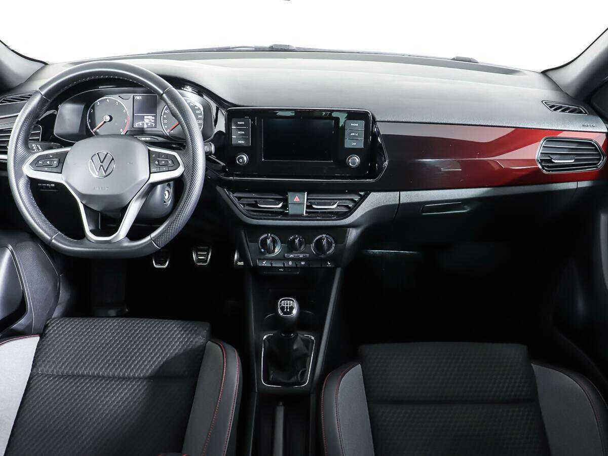 Купить Volkswagen Polo с пробегом. Фото: #10