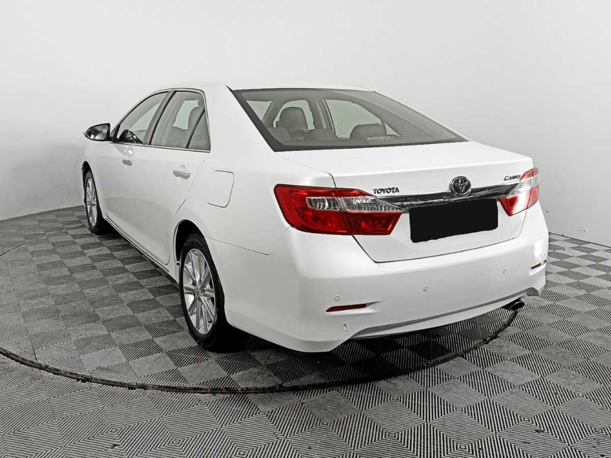 Купить Toyota Camry с пробегом. Фото: #5